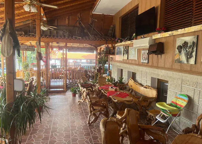 Lazur Ξενοδοχείο 2*