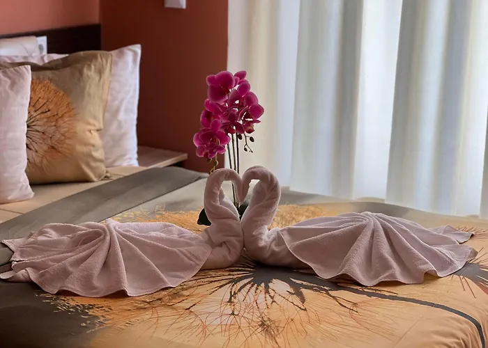 Lazur Kiten (Burgas)