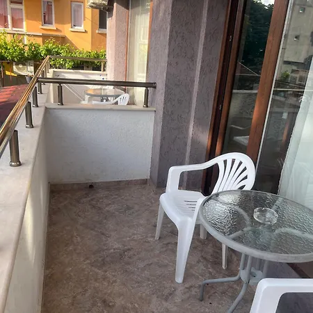 лазур Хотел