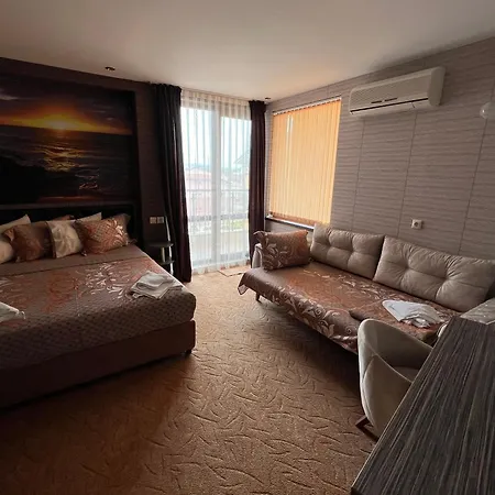 лазур Китен